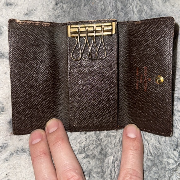 Men’s Or Women’s Louis Vuitton Damier Ebene Key holder& more! Vintage but 7.9/10 - Picture 6 of 12